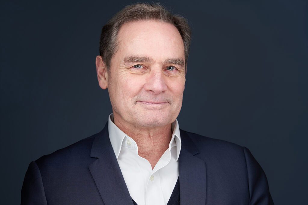 Gabriel GORGI, photographe professionnel spécialisé en photographie d'entreprise et corporate.